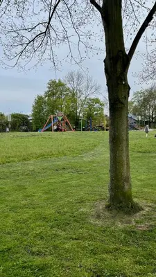 Ein Kinderspielbereich in der Unterkunft Fachwerk Maisonette Wohnung mit Stadtblick