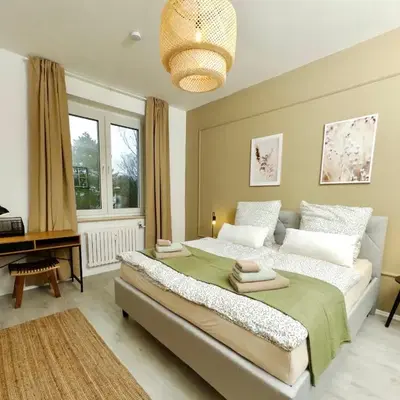 Moderne Wohnung mit Balkon ideal für Familien und Geschäftsreisende
