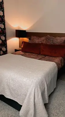 Ein Bett oder Betten in einem Zimmer der Unterkunft Luxury Stay Düsseldorf Altstadt Moments