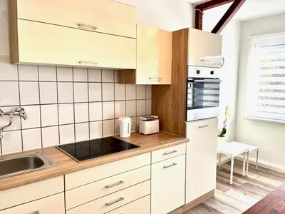 Küche/Küchenzeile in der Unterkunft 2,5 Zimmer Wohnung am Wuppertaler Opernhaus