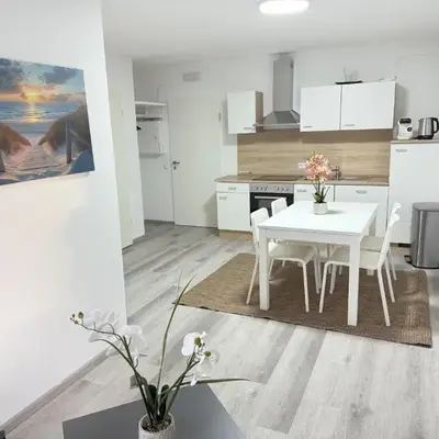 Zentral gelegene Zimmer mit Gemeinschaftsküche und -bad