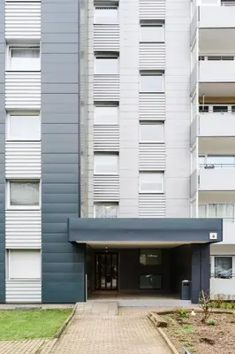 Das Gebäude in dem sich die Ferienwohnung befindet