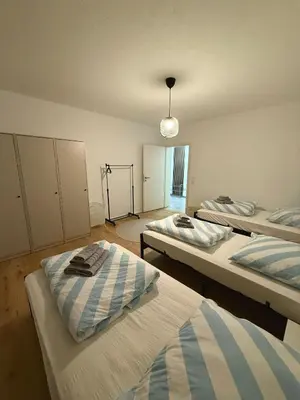 Ein Bett oder Betten in einem Zimmer der Unterkunft MA Apartments - Free Parking, Free WiFi, Relax & Coffee,