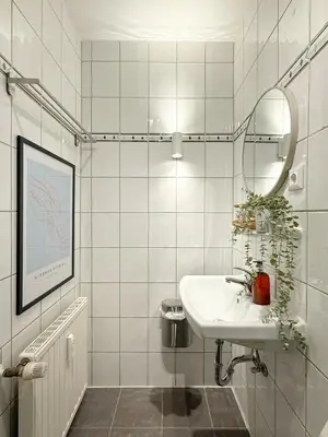 Ein Badezimmer in der Unterkunft Zentrales City-Apartment mit Free WiFi & Self Check-In & Balkon