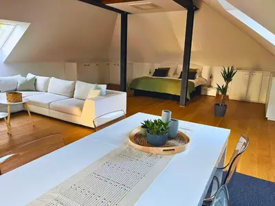 Ein Sitzbereich in der Unterkunft Modernes Loft im Zentrum von Hattingen