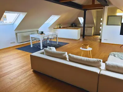 Ein Sitzbereich in der Unterkunft Modernes Loft im Zentrum von Hattingen