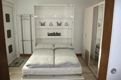 Ein Bett oder Betten in einem Zimmer der Unterkunft Wellnessapartment Nr2 mit Infrarot Sauna - Wallbox - Netflix - WLAN
