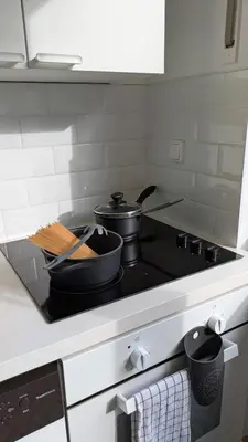 Küche/Küchenzeile in der Unterkunft Modern and Central for up to 4 guests