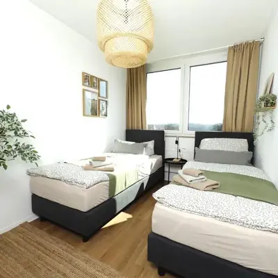 6 Bed Upscale Apartment