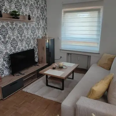 Justyna 1 Zimmer Freistehendes