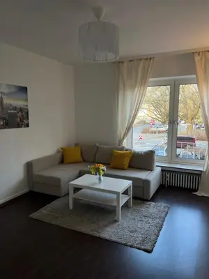 Ein Sitzbereich in der Unterkunft City Apartment 5 min A46 - Parkplatz,Wifi,Netflix,Self check-in