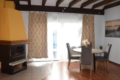Ein Sitzbereich in der Unterkunft Royal Home - Geräumige Ferienwohnung mit Balkon nahe Seepark Lünen und Dortmund!