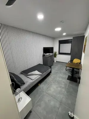 TV/Unterhaltungsangebot in der Unterkunft Modern Apartments, Wohnung Nr 2, nahe Schalke Arena, Zentral zur Autobahn A42 und A2, Ferienwohnung, Monteurwohnung