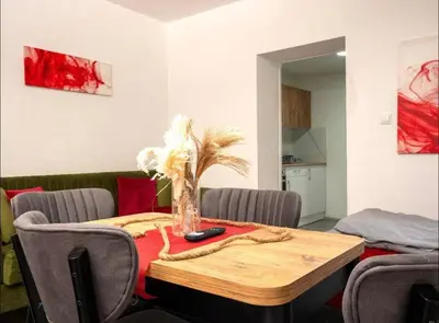Ein Sitzbereich in der Unterkunft Livemore24 - Apartment 4 in Herten West 24-7 Check-in