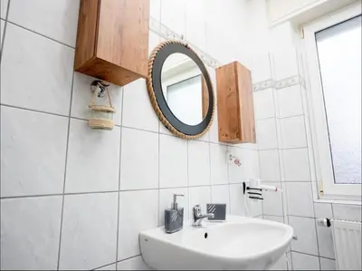 Ein Badezimmer in der Unterkunft Livemore24 - Space in Herten West 24-7 Check-in