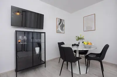 TV/Unterhaltungsangebot in der Unterkunft Modern & central 2-room apartment