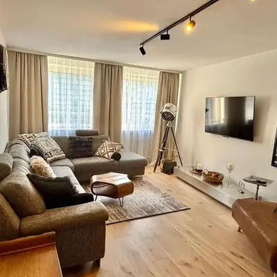Schwebebahn View Apartment