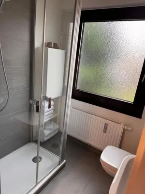 Ein Badezimmer in der Unterkunft Schönes Appartment im Saarner Auenland