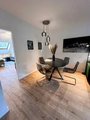 TV/Unterhaltungsangebot in der Unterkunft Fancy Apartment with 4K TV for 3 people and 2 people sleep couch - includes kitchen