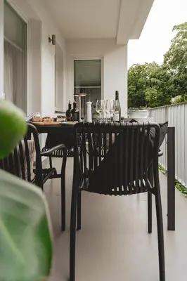 Ein Balkon oder eine Terrasse in der Unterkunft NOOQA Duisburg - 'Exklusives Design Apartment' - Parkplatz, Balkon, Nespresso - 6 Personen - 85qm