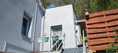 Das Gebäude in dem sich die Ferienwohnung befindet
