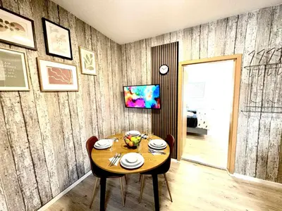 TV/Unterhaltungsangebot in der Unterkunft PrimeTime Suite mit Küche und WLAN