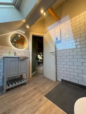 Ein Badezimmer in der Unterkunft Andrews Motobike Apartment