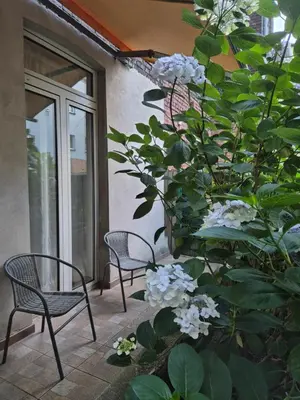 Ein Garten an der Unterkunft Apartment Karolina