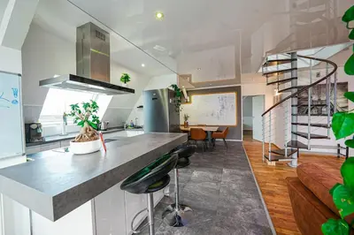 Küche/Küchenzeile in der Unterkunft Exklusive Business-Maisonette - Luxus und Top-Lage