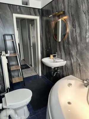 Ein Badezimmer in der Unterkunft Monteurswohnung am Schloß 3
