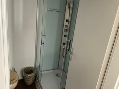 Ein Badezimmer in der Unterkunft Ferienwohnung Radevormwald -Mitte-2