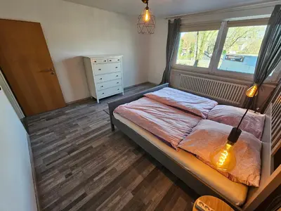 Ein Bett oder Betten in einem Zimmer der Unterkunft Zentral Duisburg 1