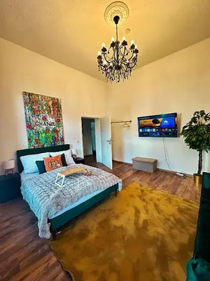 Ein Bett oder Betten in einem Zimmer der Unterkunft Premium-Apartment im Duisburger Süden, nähe Düsseldorf Flughafen & Messe, Komplett ausgestattetes Apartment mit modernen Altbau-Flair