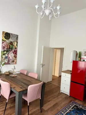 Küche/Küchenzeile in der Unterkunft Premium-Apartment im Duisburger Süden, nähe Düsseldorf Flughafen & Messe, Komplett ausgestattetes Apartment mit modernen Altbau-Flair