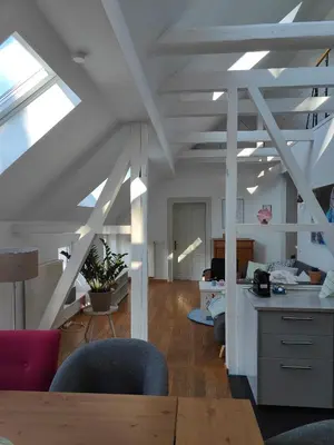 Ein Sitzbereich in der Unterkunft Im Löwental Galeriewohnung an der Ruhr, 2 Schlafzimmer auf 2 Ebenen