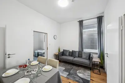 Ein Sitzbereich in der Unterkunft Wupper Home I, Top Lage Ideal für Geschäftsleute, Monteure, Familien, 3 Zimmer, Smart-TV