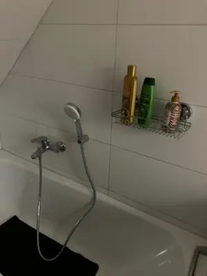 Ein Badezimmer in der Unterkunft Monteurwohnung 9P Hamm Zentral