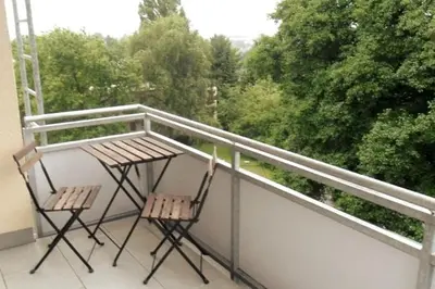 Ein Balkon oder eine Terrasse in der Unterkunft Apartment in Mettmann mit Sonnenbalkon!