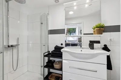 Ein Badezimmer in der Unterkunft Stylisches Apartment Königshöhe mit Parkplatz # NEU
