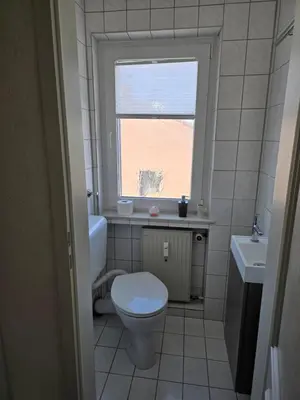 Ein Badezimmer in der Unterkunft Apartment Ergste am Ruhr 85 sqm , 3 minutes to A45 with Garage