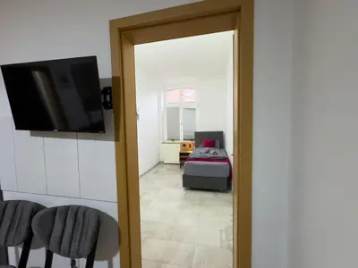 TV/Unterhaltungsangebot in der Unterkunft Serviceroom24 - Apartment 6 in Recklinghausen Hoch WLAN - Smart-TV - 24-7 Check-in und Küche