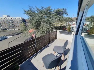 Ein Balkon oder eine Terrasse in der Unterkunft Duisburg Zentral 2