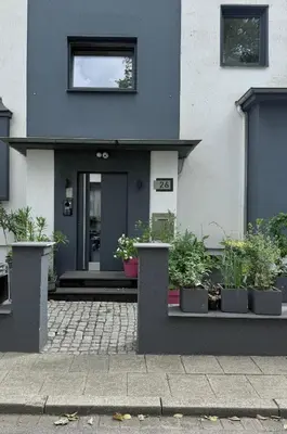 Das Gebäude in dem sich die Ferienwohnung befindet