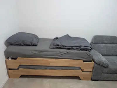 Ein Sitzbereich in der Unterkunft Small city apartment Remscheid