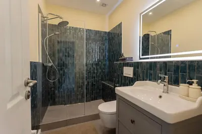 Ein Badezimmer in der Unterkunft Big Premium Apartment with Rhine View, totally new