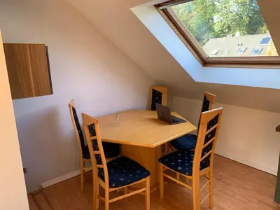 Grundriss der Unterkunft Gemütliches Studio in ruhiger Lage mit Klimaanlage, Netflix und Parkplatz