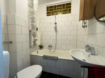 Grundriss der Unterkunft Serviceroom24 - Apartment 1 in Oberhausen WLAN - Smart-TV - 24-7 Check-in und Küche