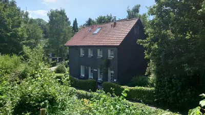 Das Gebäude in dem sich die Ferienwohnung befindet