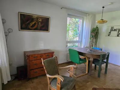 Ein Sitzbereich in der Unterkunft Gemütliche Doppelhaushälfte mit Garten