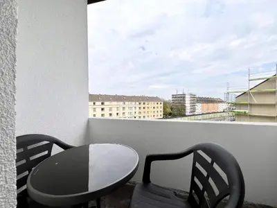 Ein Balkon oder eine Terrasse in der Unterkunft Zentrale City Ferienwohnung Essen 3 Zimmer Balkon Messe